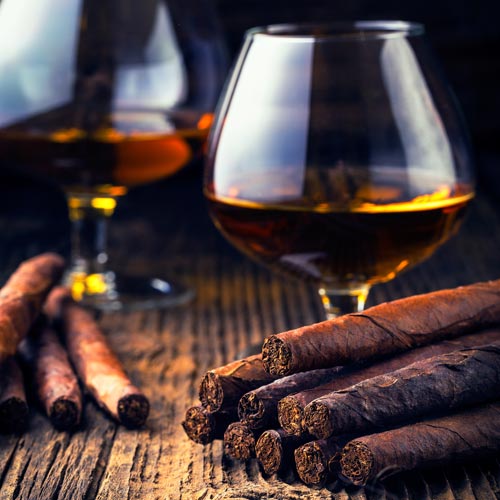 Hennessy Cognac és szivarválogatás