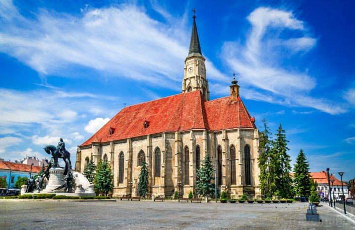 Cluj-Napoca cu vouchere de vacanță